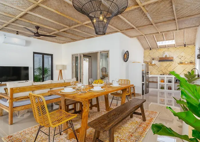 Aarna - Tropical Chic Private Oasis In