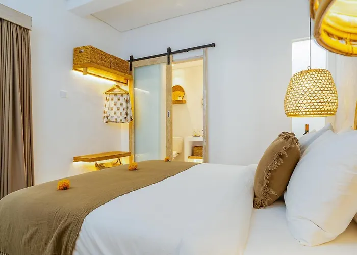Aarna - Tropical Chic Private Oasis In